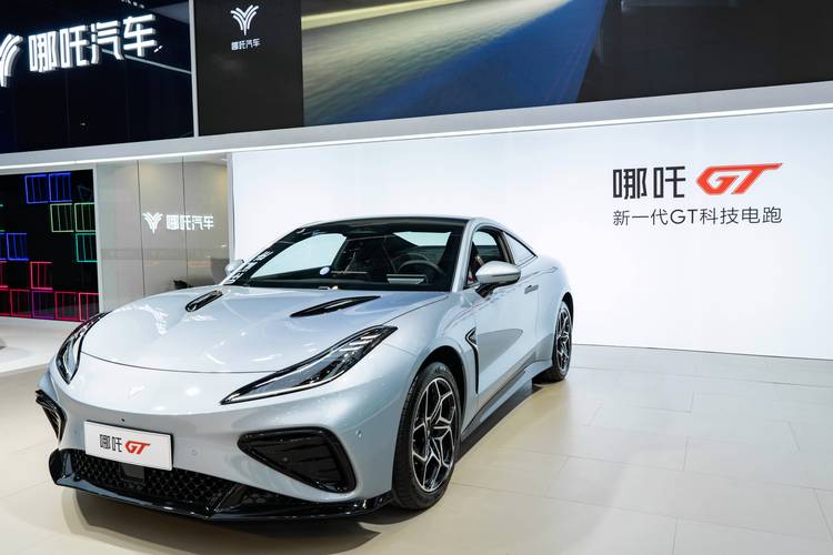 惠州惠东县嘉顺泽企业管理咨询哪吒汽车在智能汽车领域的表现，领途汽车在新能源汽车市场中的影响力